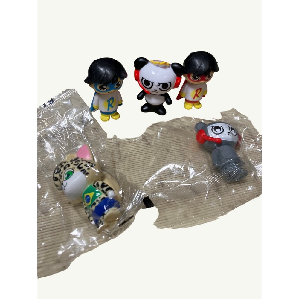 Ryan’s World 5 Toy Figures - 2 new in pkg